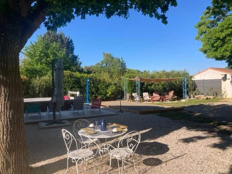 Chez Les Brocs B&B Canet  Exteriér fotografie